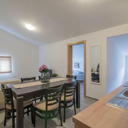 Middle Istra Apartment Pazin Exterior foto