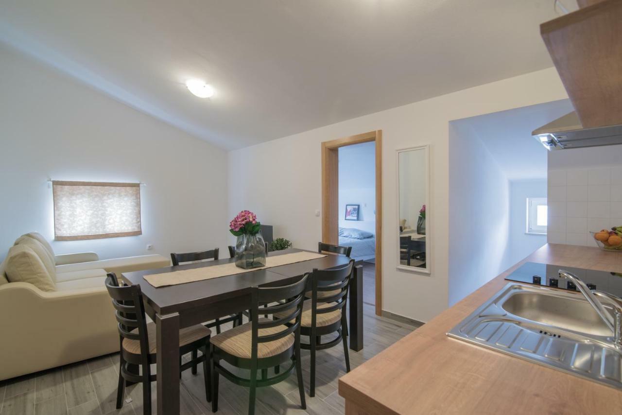 Middle Istra Apartment Pazin Exterior foto