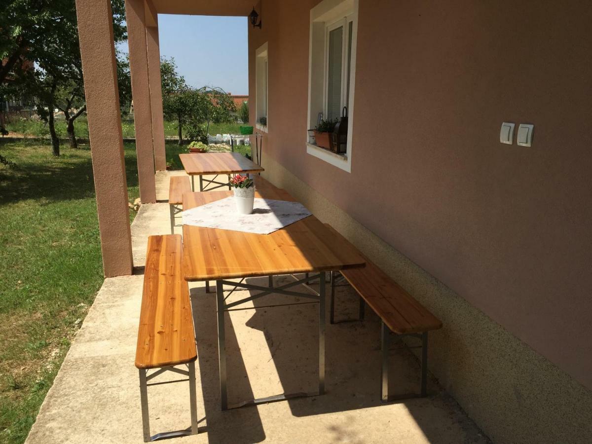 Middle Istra Apartment Pazin Exterior foto